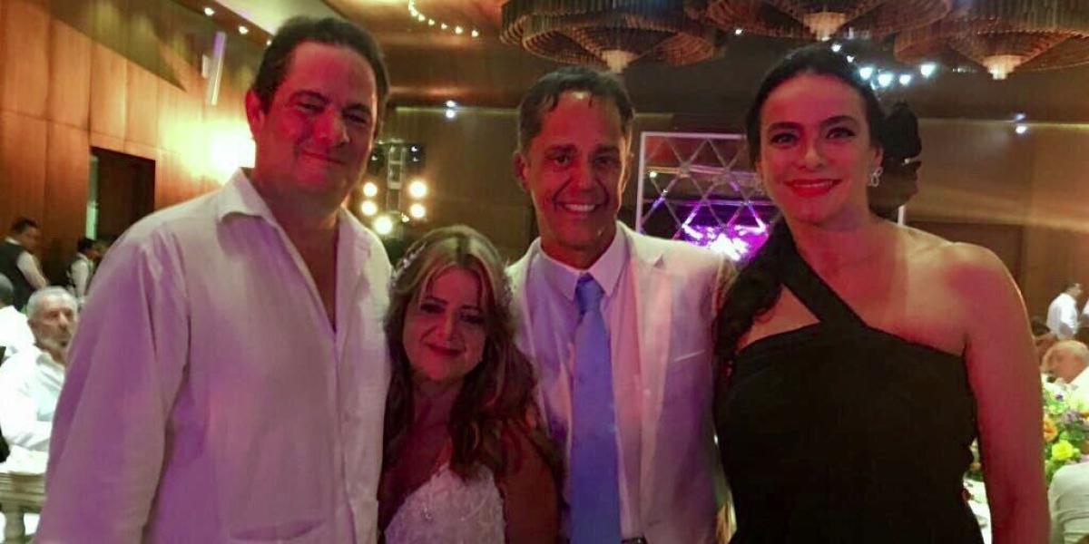 Más de 200 invitados, entre ellos el exvicepresidente Germán Vargas Lleras, llegaron a la boda, en México.