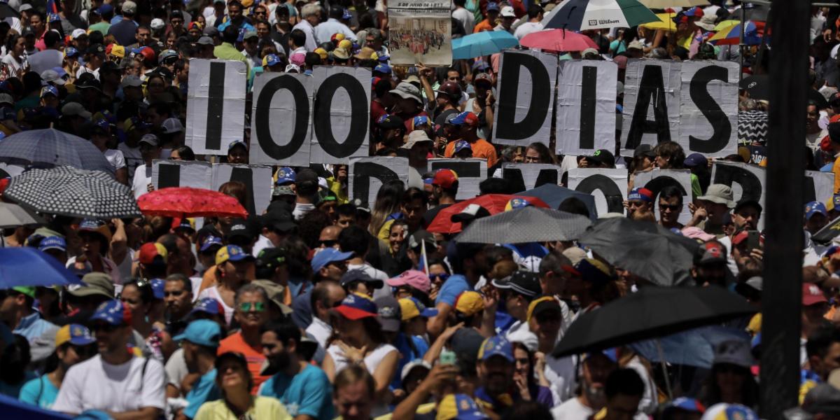Cientos de venezolanos le recordaron al régimen, ayer en las calles, que no van a cesar las protestas hasta que haya un cambio de poder.