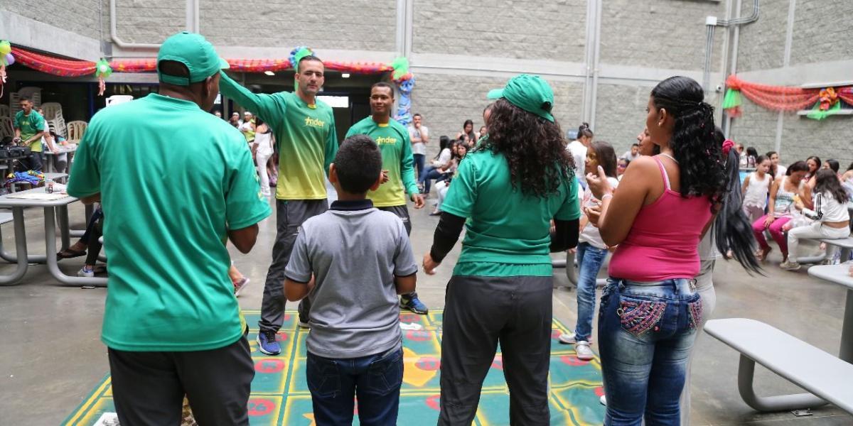 Desde la Alcaldía de Medellín se activó un grupo de trabajo para atender a los niños y jóvenes, y generar un espacio apropiado para el reencuentro.