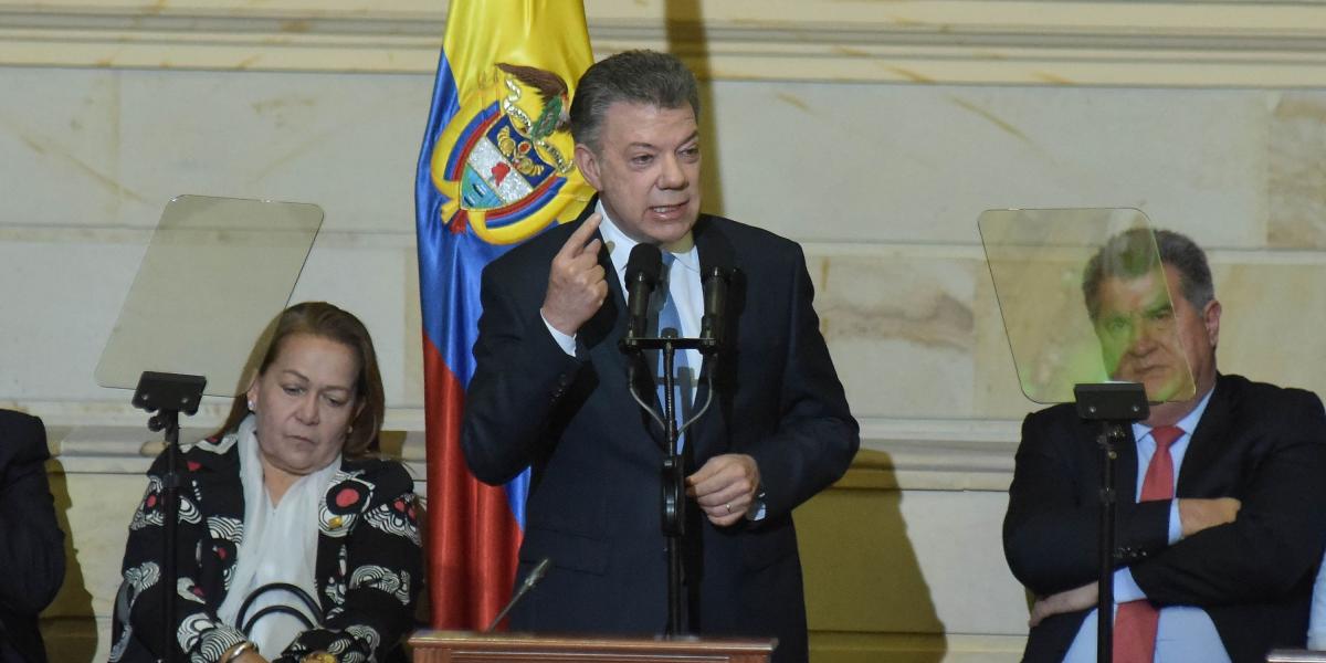 El presidente Juan Manuel Santos, al instalar el Congreso, pidió ayer no más negativismo ni más confrontación.