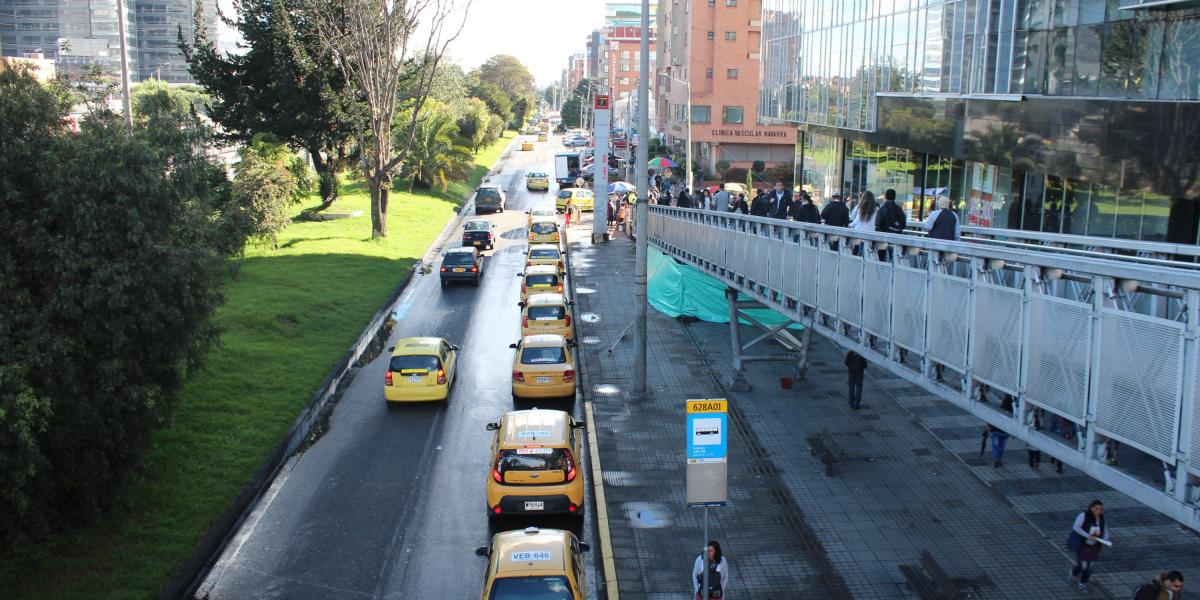 Hoy en Bogotá hay matriculados cerca de 52.000 taxis