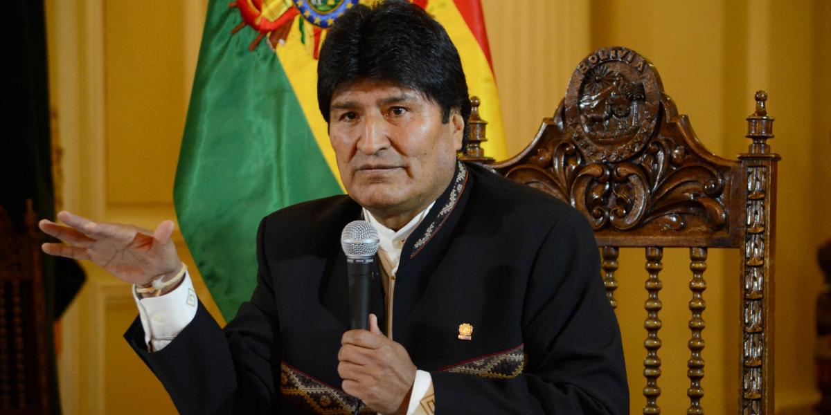 Evo Morales, presidente de Bolivia, quien dijo que Luis Almagro, secretario de la OEA está loco por querer "derrocar" al presidente venezolano, Nicolás Maduro.
