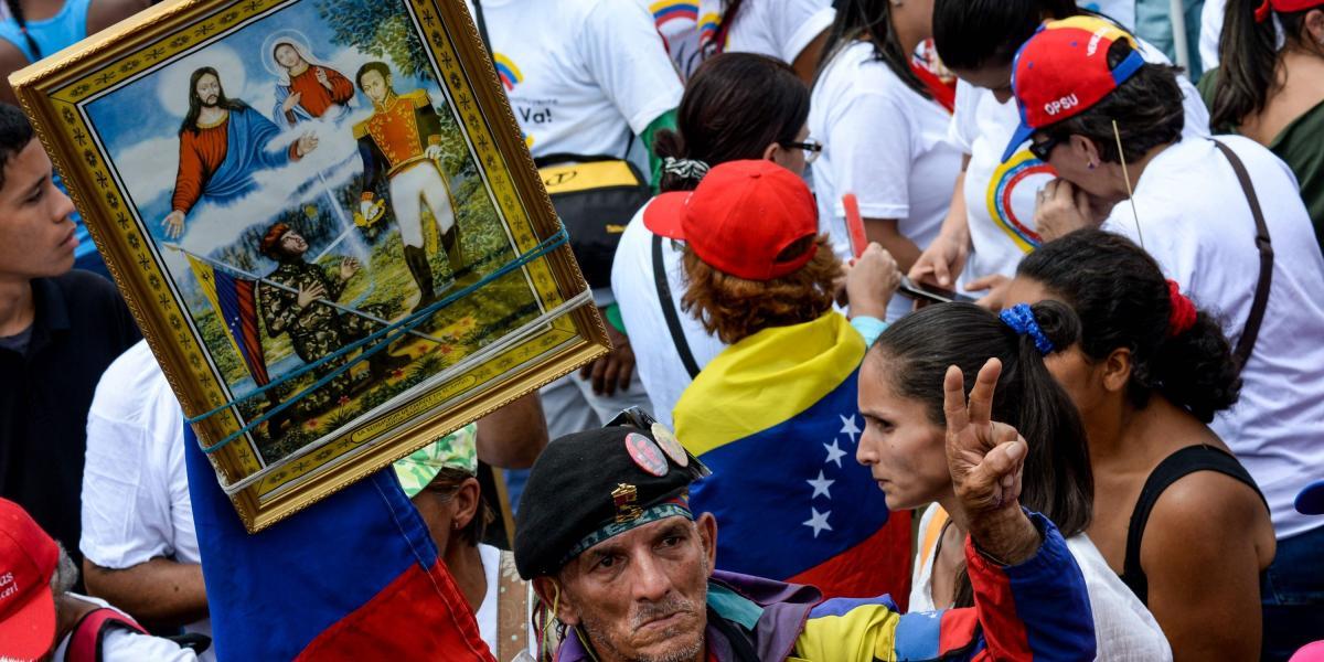 Ayer, en el cierre de campaña de la constituyente, el chavismo trasladó a simpatizantes de otras ciudades para concentrarlos en Caracas.