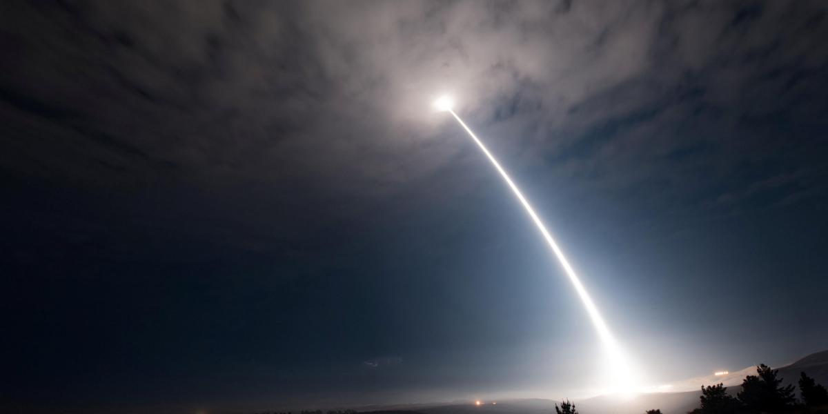 El misil Minuteman III fue lanzado a la 09:01 (hora local) del miércoles desde la base de la Fuerza Aérea de Vandenberg.