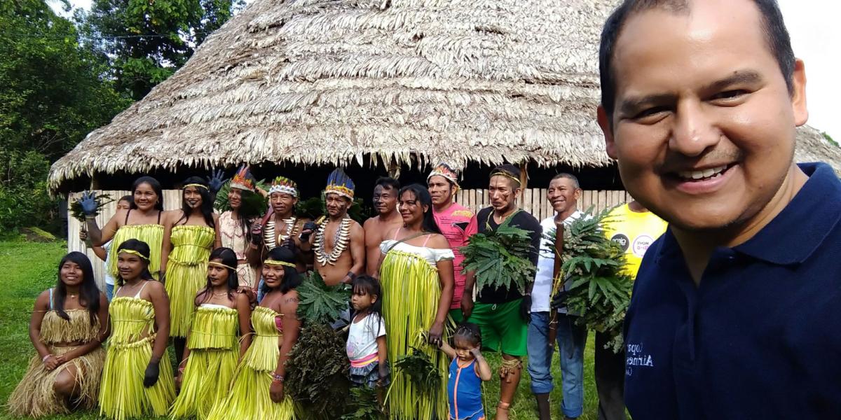 Mauricio Orjuela recorrió 14 comunidades colombianas en el río Amazonas y descubrió sus necesidades y tradiciones.