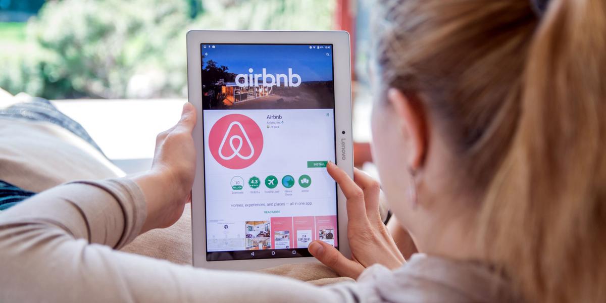 En Colombia hay 21.600 anfitriones activos en Airbnb.