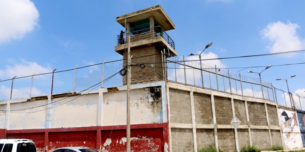 Fachada de la penitenciaría El Bosque de Barranquilla, donde presuntamente se habría realizado una fiesta, el pasado 29 de julio.