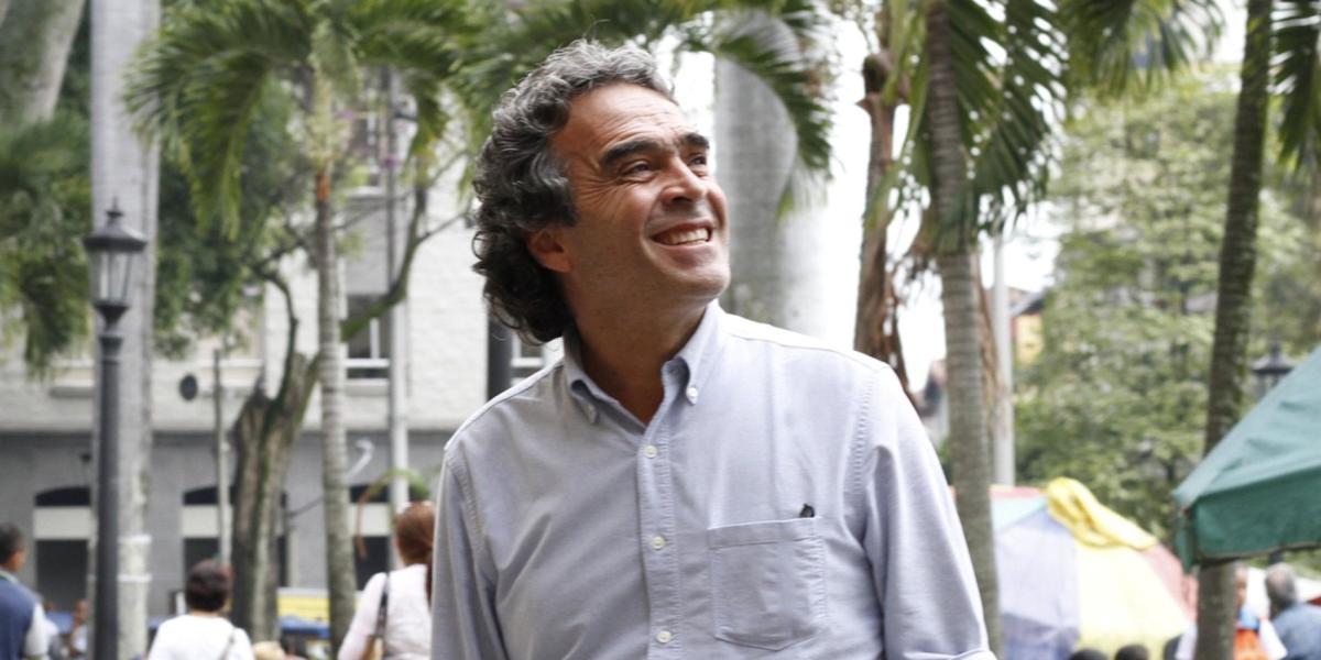 El exgobernador de Antioquia Sergio Fajardo fue el ganador de la encuesta con el 19,1 por ciento de los votos.