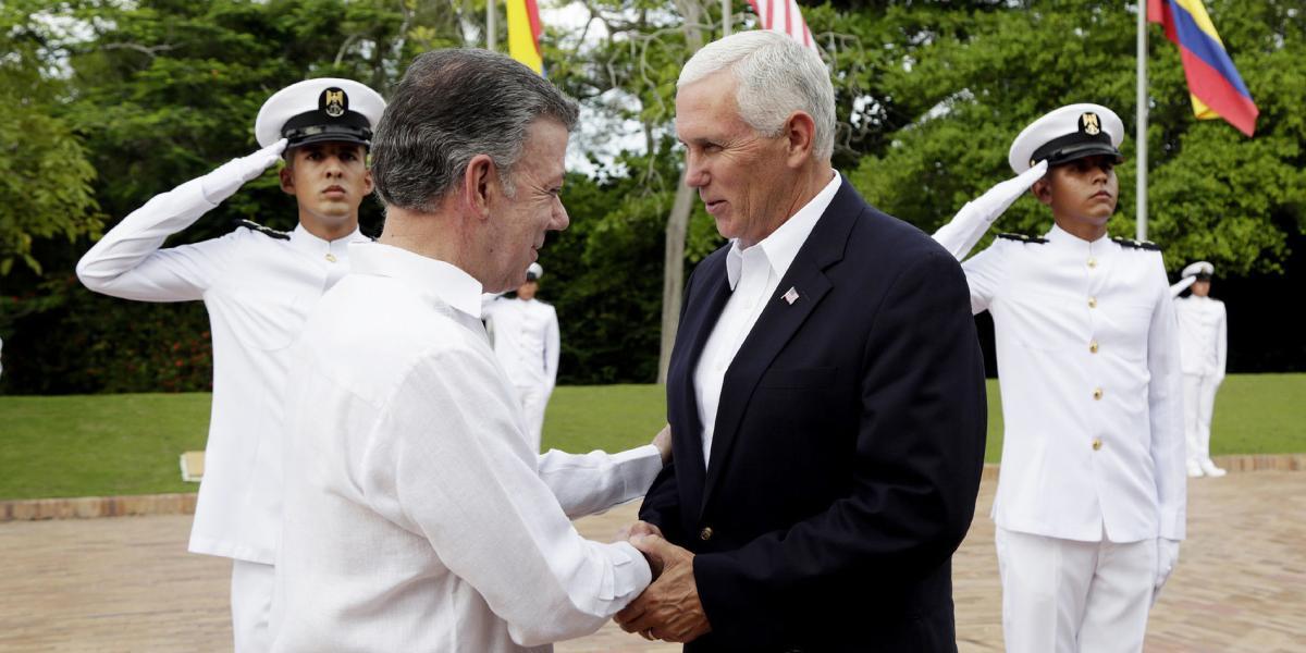 El vicepresidente de EE. UU., Mike Pence, se reunió en la Casa de Huéspedes, en Cartagena, con el presidente Juan Manuel Santos.