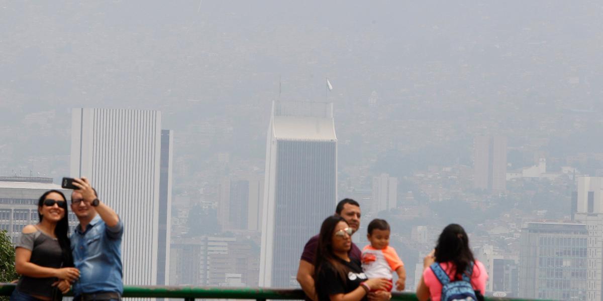 En el corazón de Medellín están los peores niveles de calidad del aire de la ciudad. Por ello, trabajan en un plan de contingencia.
