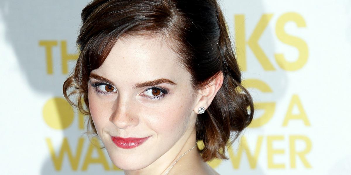 Emma Watson se ha ganado14 millones de dólares en el último año. Esta actriz, Conocida por su papel en la serie de ‘Harry Potter’, ocupa el 6 lugar dentro del listado de famosas que, según Forbes, han sido las mejores pagadas en el 2017.