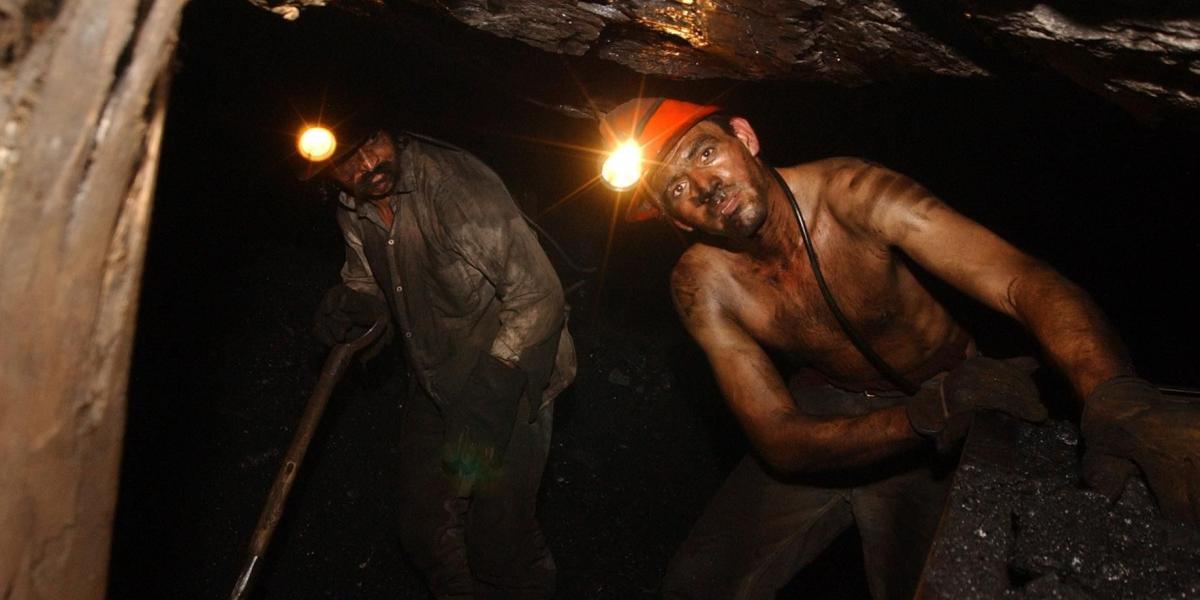 La minería es uno de los sectores que más empleos genera en la región y en el país.