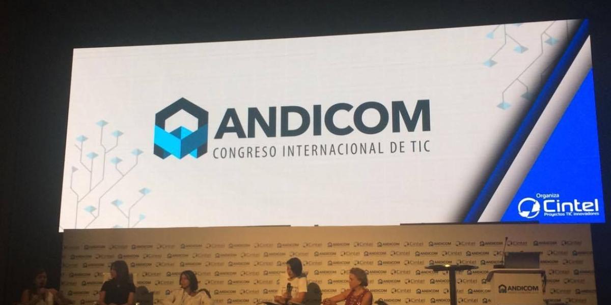Mujeres debatieron en Andicom 2017 los desafíos de la economía digital.