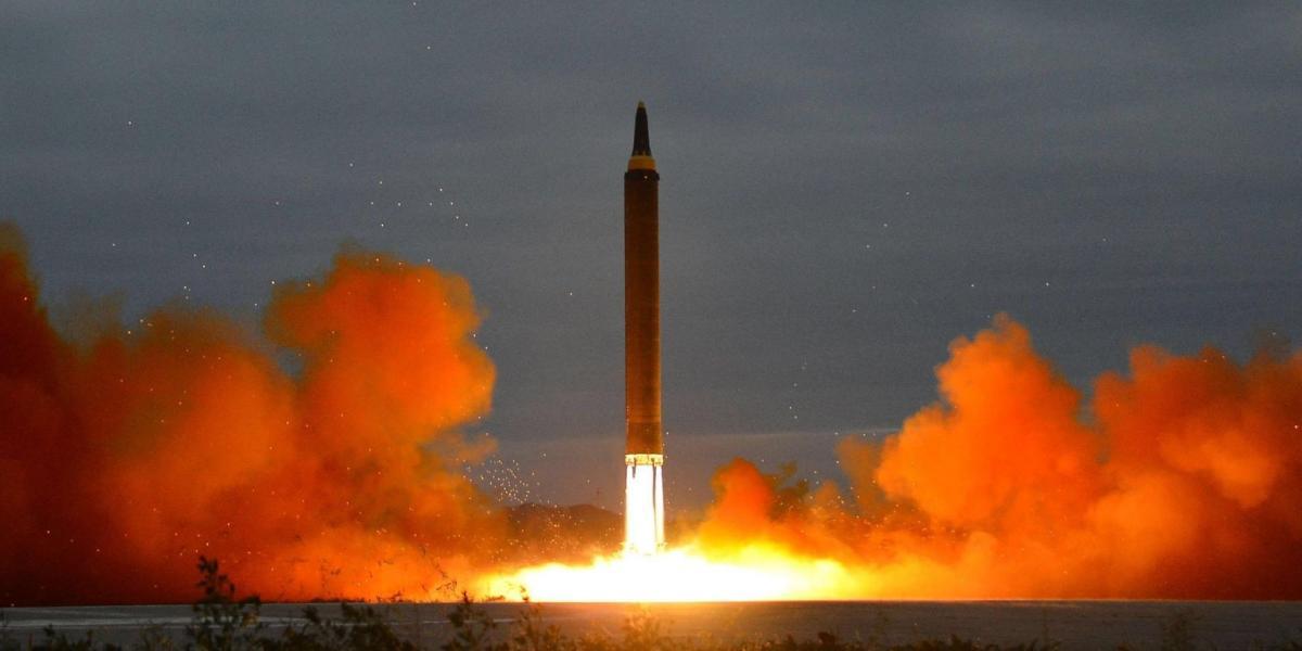 Funcionarios dijeron que la actividad alrededor de sitios de lanzamientos de misiles sugiere que Corea del Norte planea más ensayos con proyectiles.