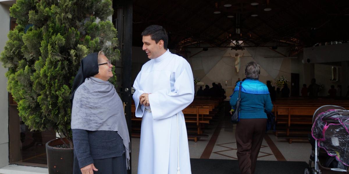 Camilo Sánches, seminarista en la iglesia San Tarcisio, cantará para el Papa Francisco este jueves.