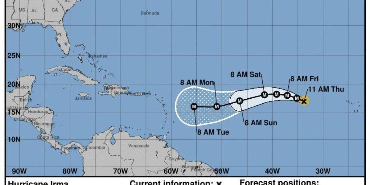 El ciclón pasó en la mañana del jueves directamente de tormenta tropical a huracán de categoría 2 y rápidamente se transformó en un huracán mayo.