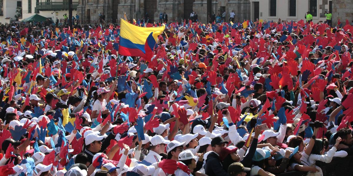 Según el IDRD, unos 24.500 jóvenes asistieron a la plaza de Bolívar, el jueves en la mañana, al encuentro con el papa Francisco.