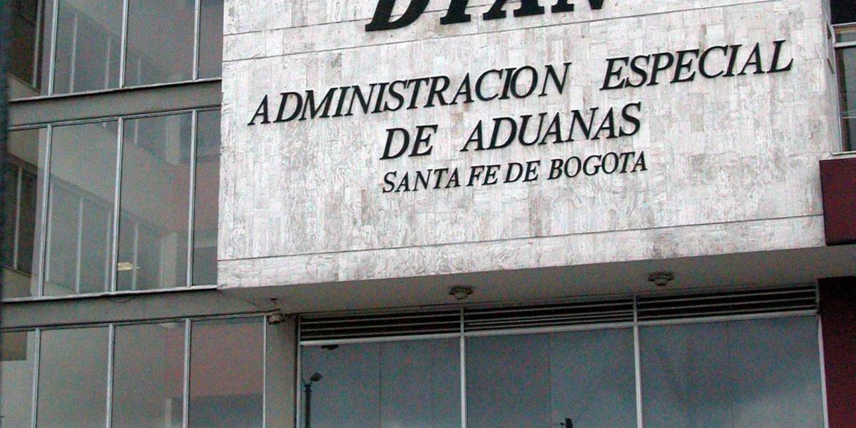 La Dian, entidad recaudadora de impuestos, dice que en el octavo mes del año se obtuvieron 7,7 billones de pesos.