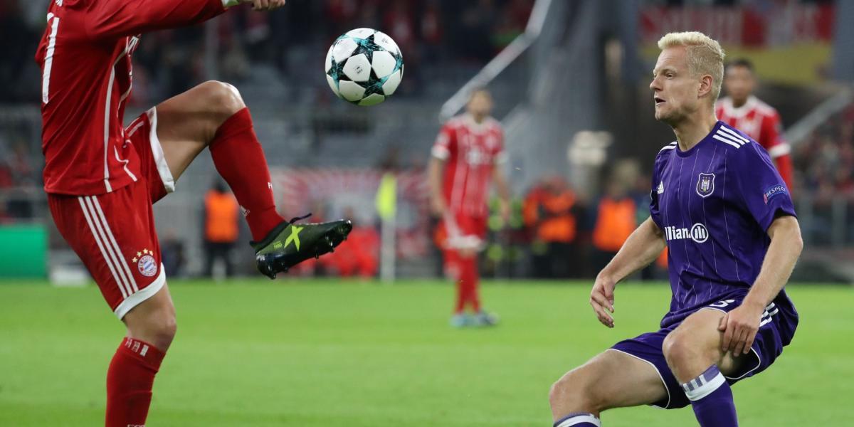 El colombiano James Rodríguez (izq.) tuvo un balance positivo tras su debut en la liga de Campeones con el Bayern Múnich.