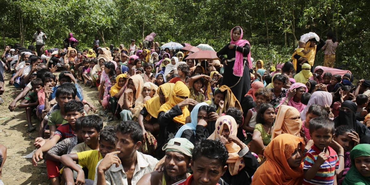 La Organización de Naciones Unidas (ONU) pidió que cese la violencia contra los rohinyás en Birmania. Así mismo elevó a 391.000 los miembros de la minoría musulmana que han huido en las últimas tres semanas desde Birmania (Myanmar) a Bangladesh, mientras que las agencias humanitarias intensifican su ayuda y planes de vacunación.