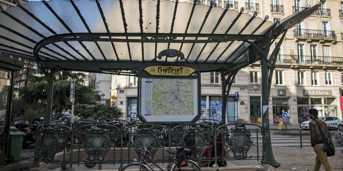 El ataque al militar se produjo en la estación de metro de Chatelet.