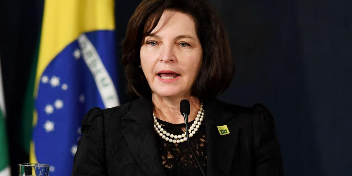 Rquel Dodge, de 56 años, es la primera mujer en ocupar el cargo de procuradora general de Brasil.