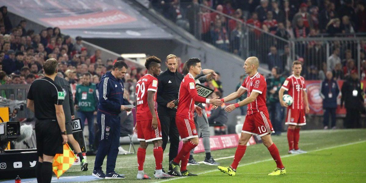 James Rodríguez ingresó al minuto 88, no fue suficiente para desequilibrar el marcador, 2-2 empató el Bayern contra Wolfsburgo.