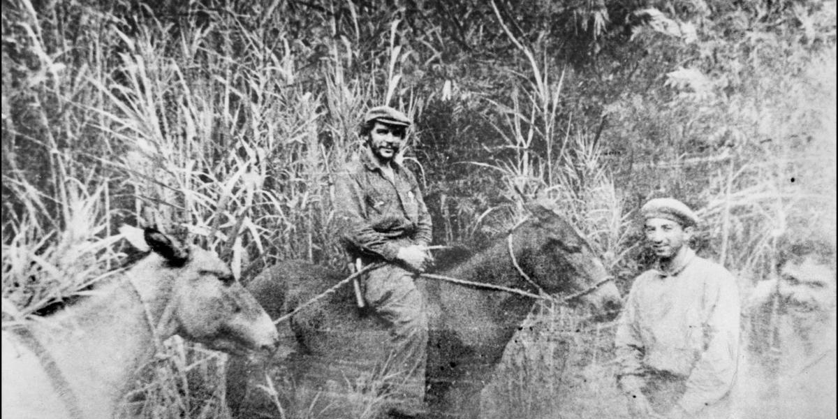 Ernesto Guevara, médico, político, estratega militar y escritor argentino-cubano.