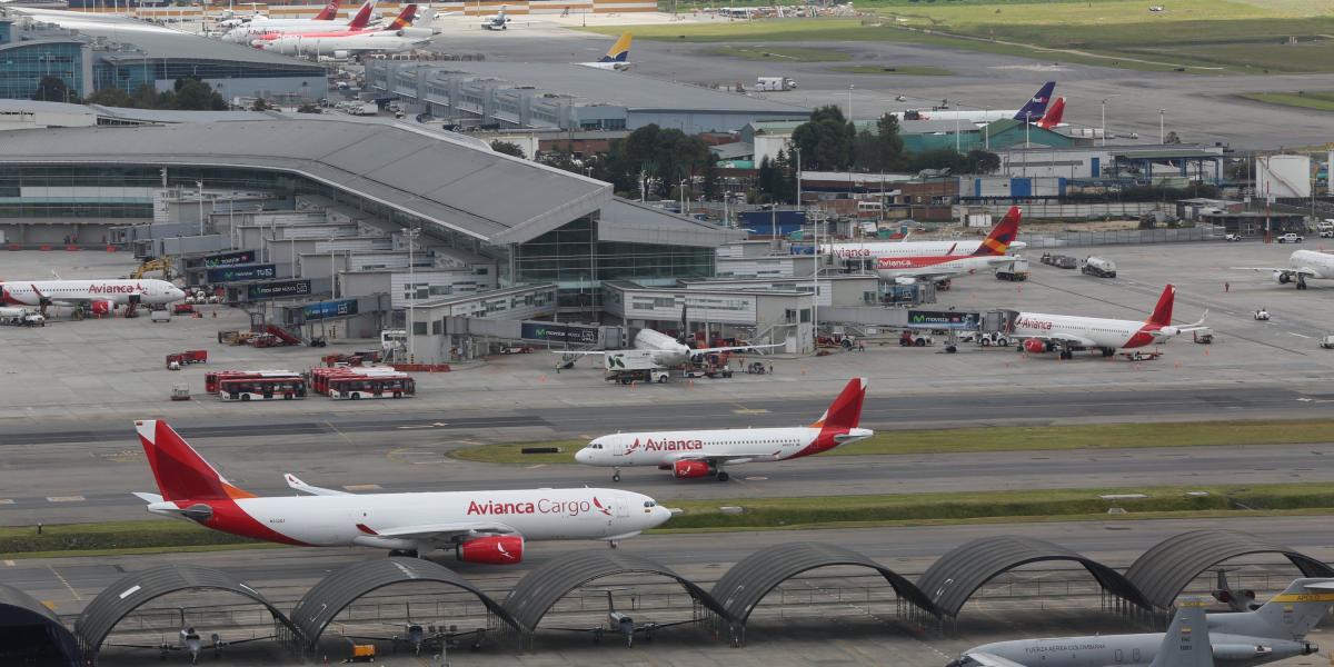 Unos 3.320 vuelos de Avianca se han cancelado por la huelga de pilotos de la aerolínea, 51 % de los programados.