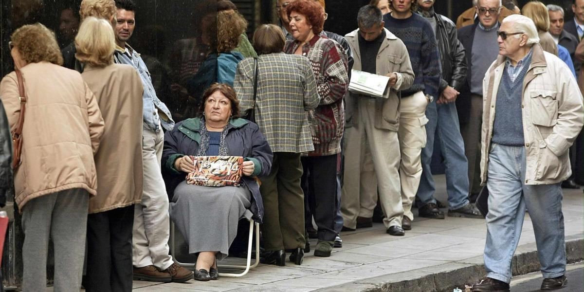 Argentina

Actualmente, en este país una mujer puede jubilarse a los 60 años y un hombre, a los 65.