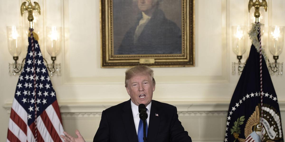 Donald Trump, presidente de EE. UU., durante el discurso en el que amenazó con acabar con el acuerdo nuclear firmado con Irán.