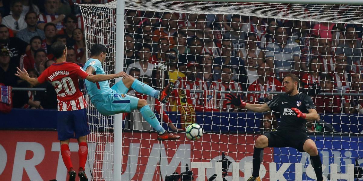 El uruguayo Luis Suárez anotó de cabeza el gol del empate del Barcelona, en el Wanda Metropolitano del Atlético.