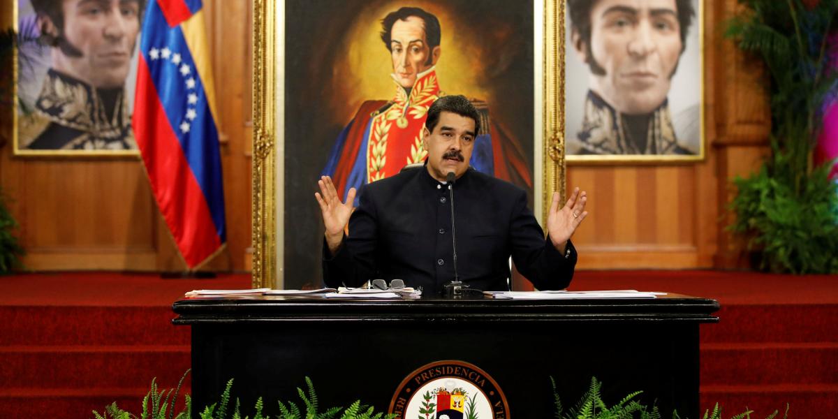 El presidente de Venezuela, Nicolás Maduro habla sobre las elecciones regionales del domingo, en una rueda de prensa oficial, en el Palacio Presidencial de Miraflores.
