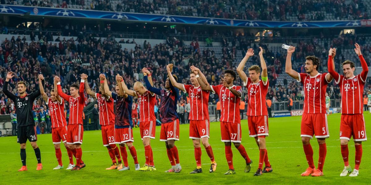 James Rodríguez y Bayern Múnich celebran la victoria.