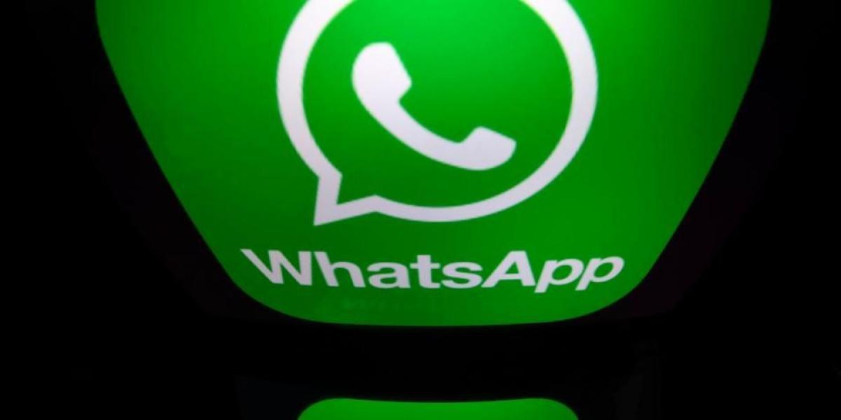 Facebook, dueño de WhatsApp, busca ofrecer un servicio especializado de comunicación entre empresas. Según la organización, esta versión de la aplicación sería gratis al comienzo y posteriormente cobraría por sus servicios.