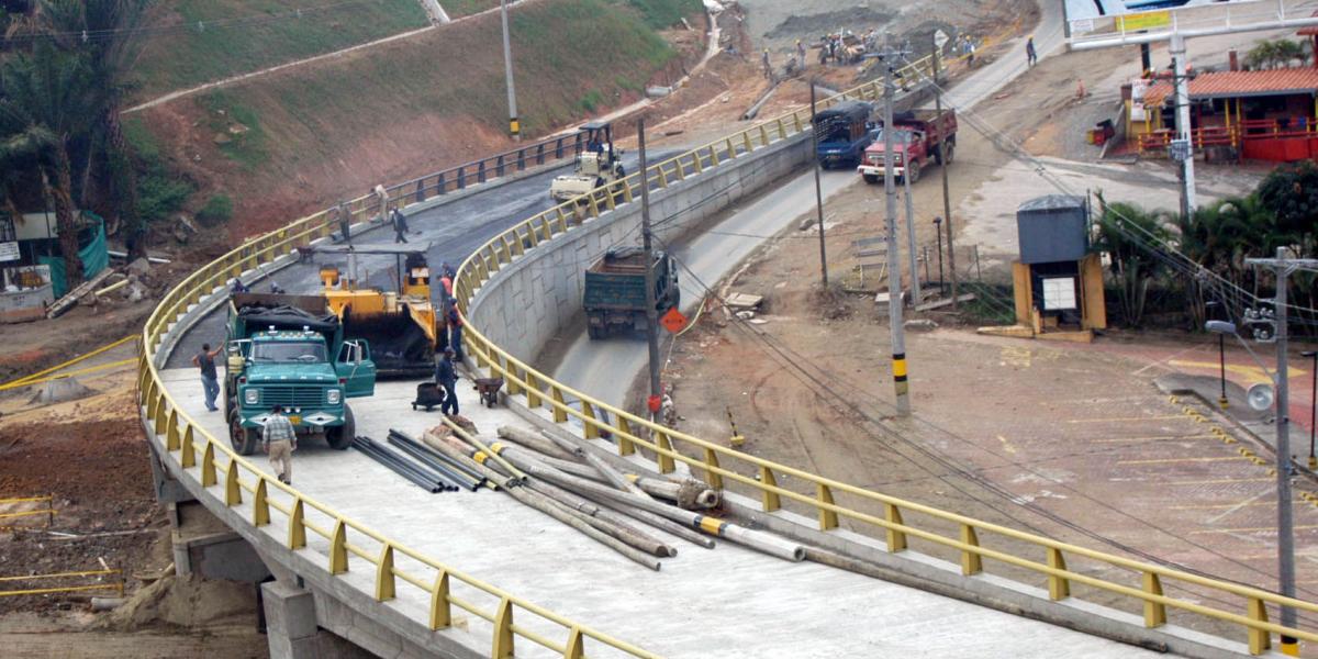 Múltiples factores llevan a Colombia a ser menos competitivio que sus vecinos, pero la infraestructura es peso pesado.