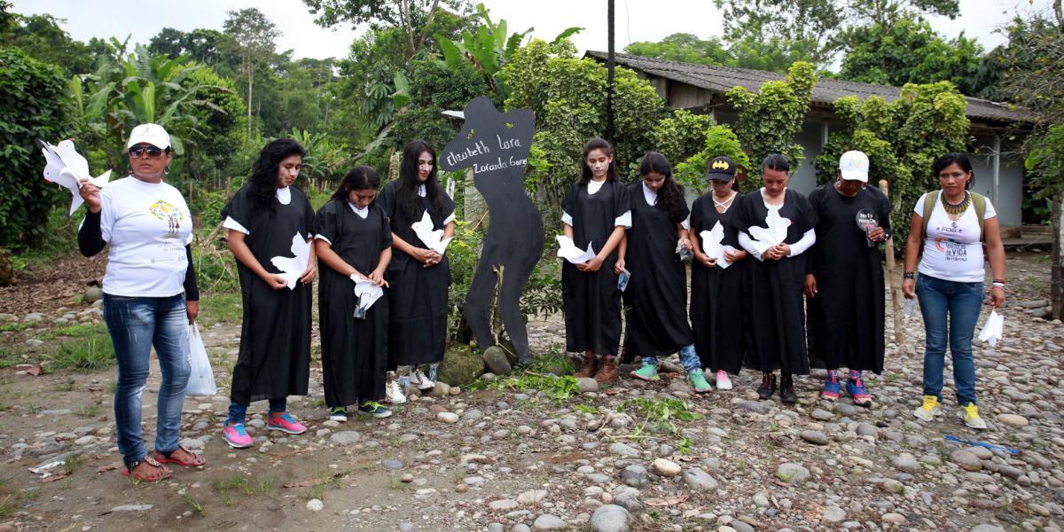 Homenaje a víctimas de violencia sexual en el corregimiento de El Placer, en el valle del Guamuez, Putumayo, realizado en marzo del 2016.