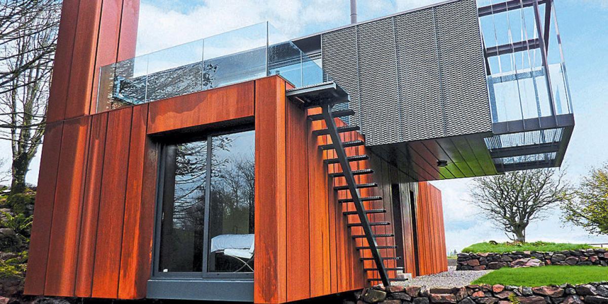 Grillagh House, creada por Patrick Bradley en Woodland (Irlanda del Norte). Costó 133.000 libras esterlinas (unos 540 millones de pesos).