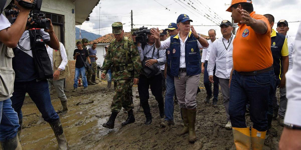 El presidente Juan Manuel Santos estuvo este miércoles en Corinto para conocer de primera mano la situación que se vive en esa localidad caucana.