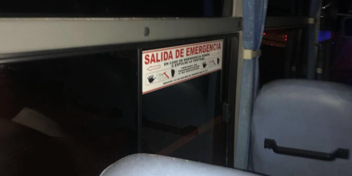 El bus del Deportivo Pasto fue atacado en Barranquilla.