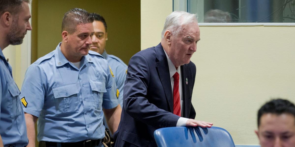 Mladic, a su llegada al Tribunal Penal Internacional para la antigua Yugoslavia.