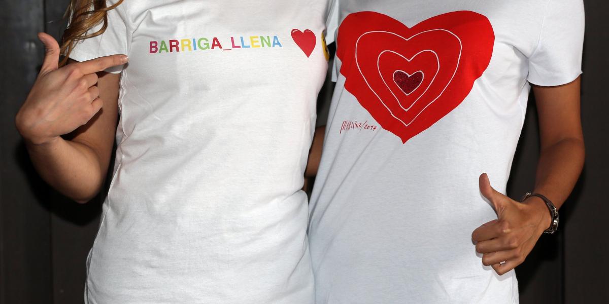 La camiseta Nutrinfantil Buró by Esteban Cortázar (izq.) y la de Patprimo diseñada por Mariapaz Jaramillo, para la Cardioinfantil.