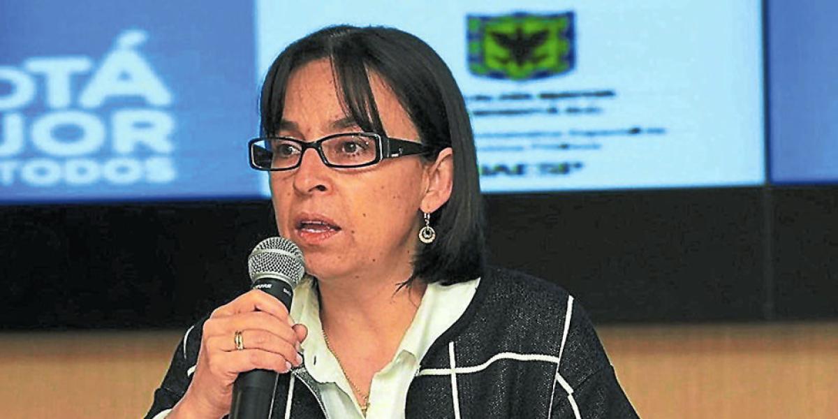 Beatriaz Elena Cárdenas Casas, directora de la Unidad Administrativa Especial de Servicio Públicos (Uaesp).