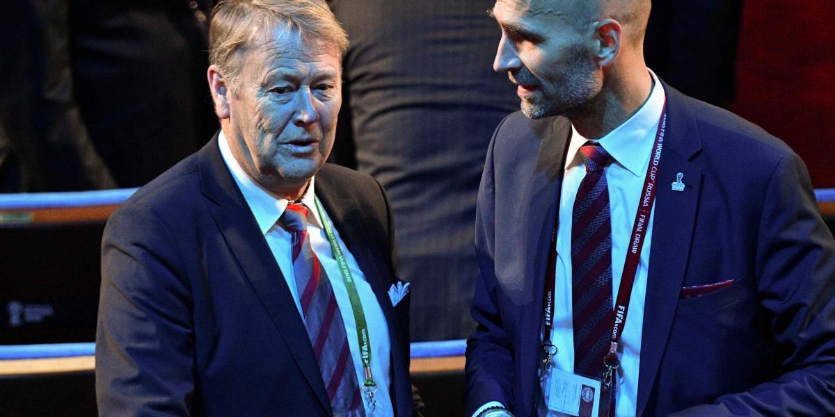 El seleccionador danés, Age Hareide (izquierda), habló sobre el resultado del sorteo del Mundial de Rusia 2018.