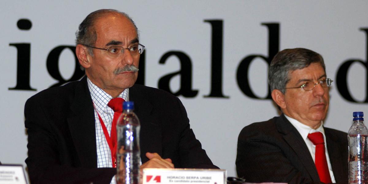 El senador Horacio Serpa Uribe (izq.) y el expresidente César Gaviria han mantenido una buena relación y son considerados dos de los líderes más fuertes del liberalismo.