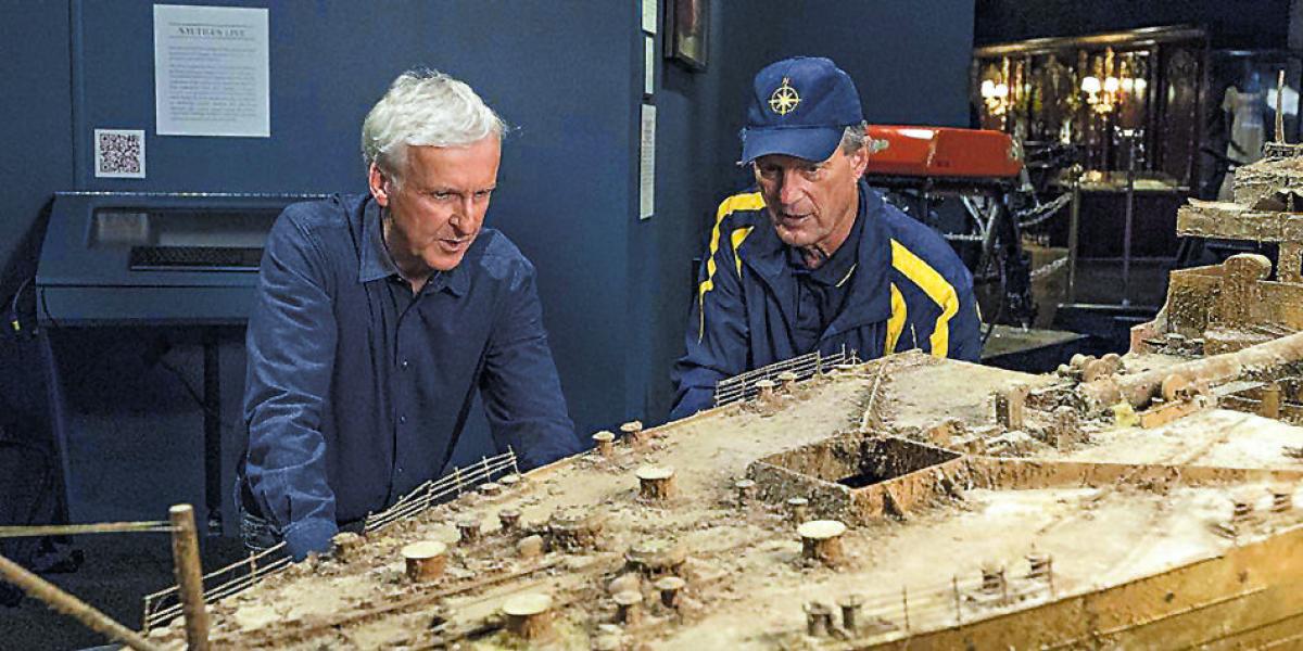 Hace poco, Cameron se reunió con un equipo de investigadores para tratar de entender las razones del hundimiento del Titanic.