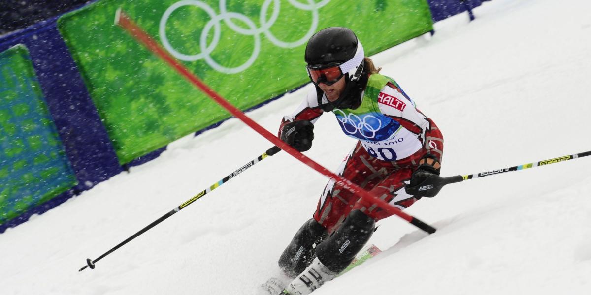 Cynthia Denzler, esquiadora colombiana, la primera en unos Olímpicos de Invierno.