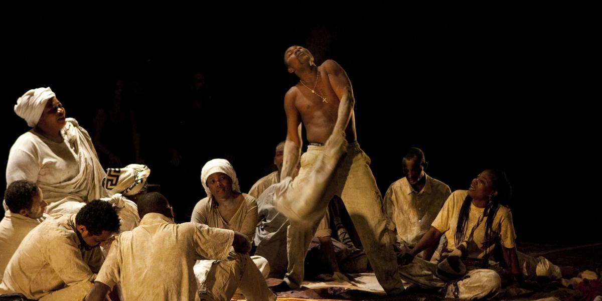 Gracias a su trabajo con refugiados, el Teatro Cenit se presentó en escenarios tan importantes como el Teatro Argentina, de Roma, con la obra ‘Lampedusa Mon Amour’.