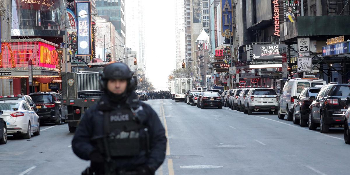 Un hombre de 27 años originario de Bangladés hizo estallar parcialmente una bomba artesanal, el lunes por la mañana en Manhattan.