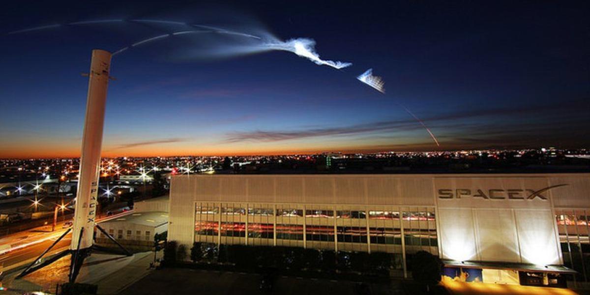 La estela del lanzamiento pudo verse también desde Arizona. (Foto: SpaceX)